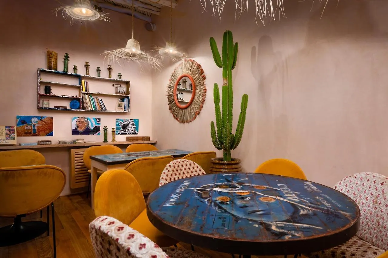 Mama Lova Hotel, Riad, Restaurant & Spa Essaouira Marockansk riad